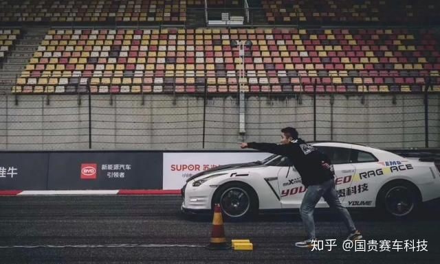 中國(guó)直線競速錦标賽CDRC,又(yòu)名FAST4WARD 中國(guó)直線競速錦标賽CDRC,又(yòu)名FAST4WARD