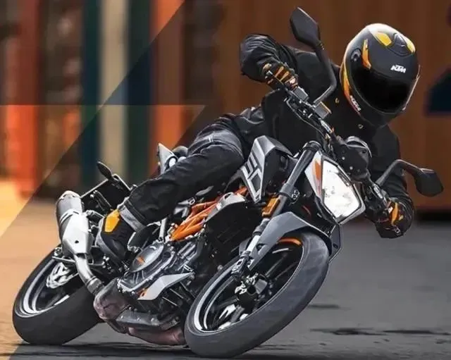 “四輪是(shì)生(shēng)活，兩輪是(shì)夢想”萬元內(nèi)摩托車(chē)推薦！