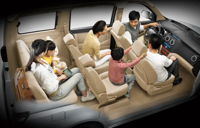 人(rén)生(shēng)第一(yī)輛(liàng)車(chē)該選汽車(chē)還(hái)是(shì)摩托車(chē)？